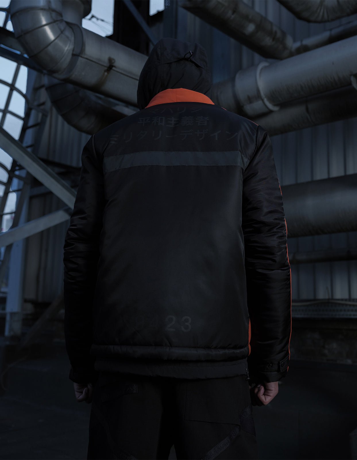 4560 Hi-vis Padded Utility Kimono Black/Neon Orange