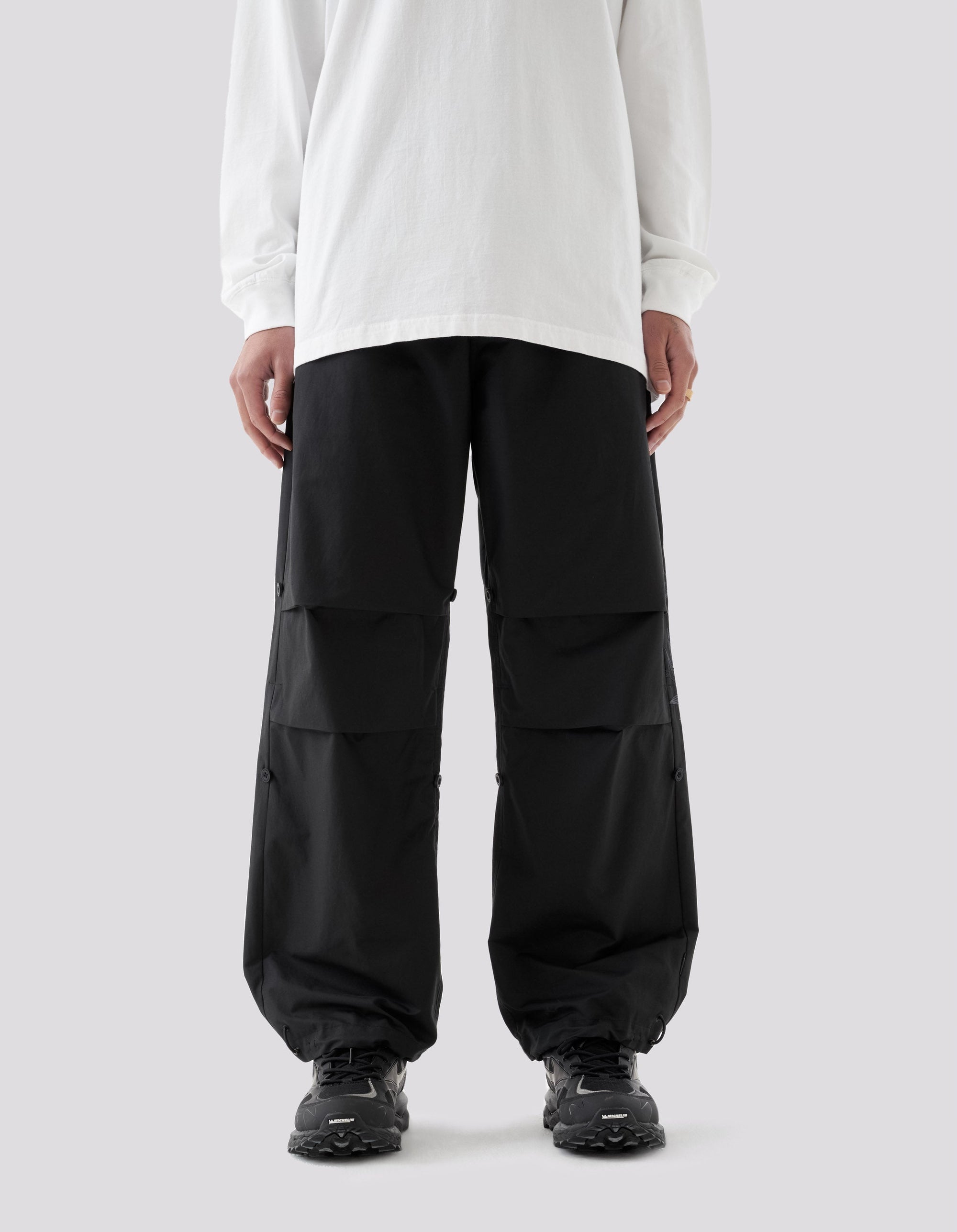 5076 Dragon Bamboo Loose Snopants Black